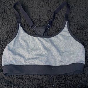 Sports bra